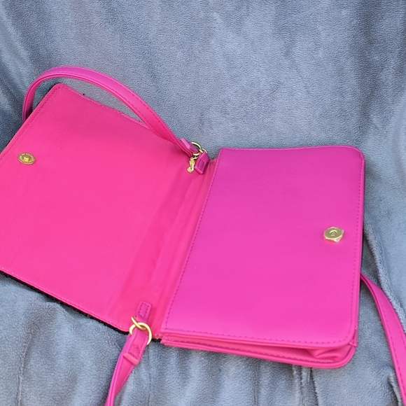 Juicy Couture Black and Pink Crossbody Bag with Sequin Sparkle - Picture 6 of 8